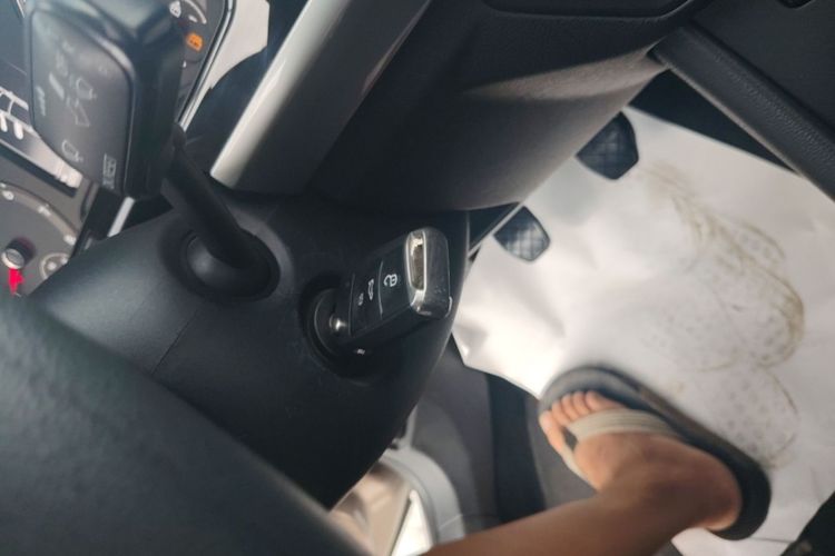 Volkswagen Bora 2019 car image #9