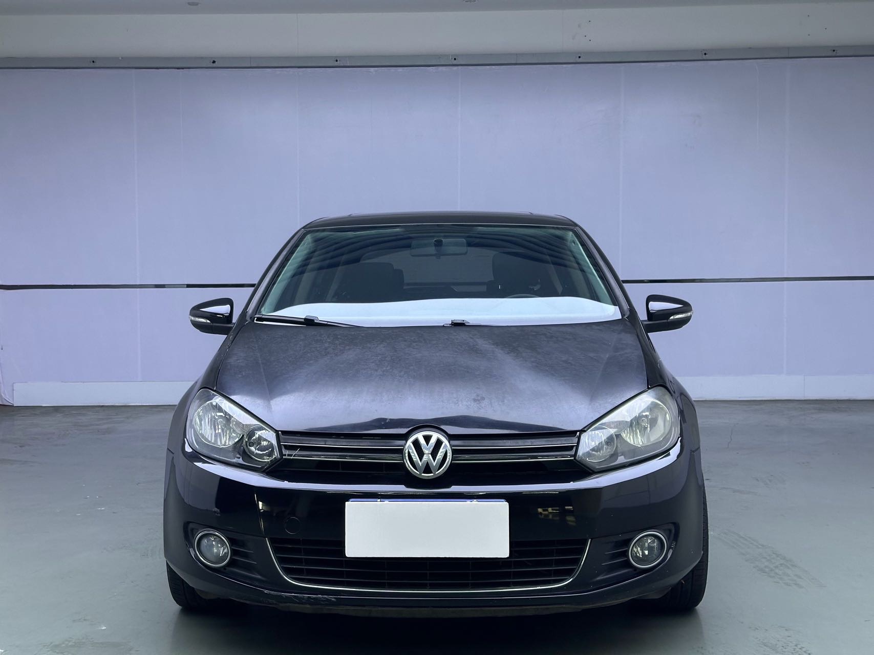 Volkswagen Golf 2010 car image #2