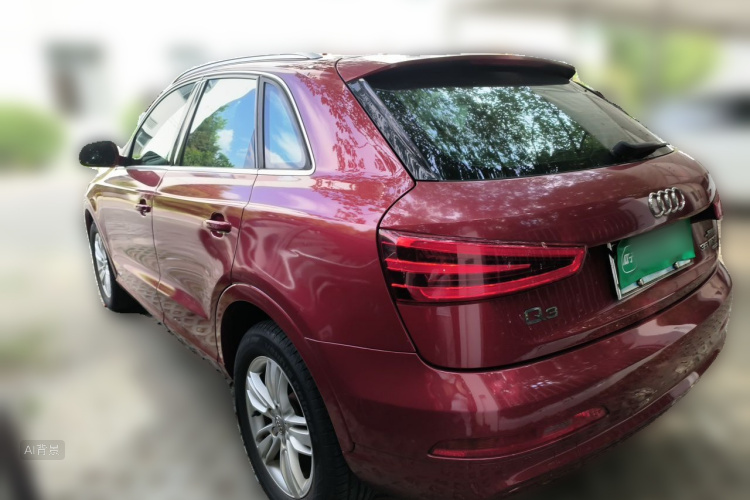 Audi Q3 2015 car image #5