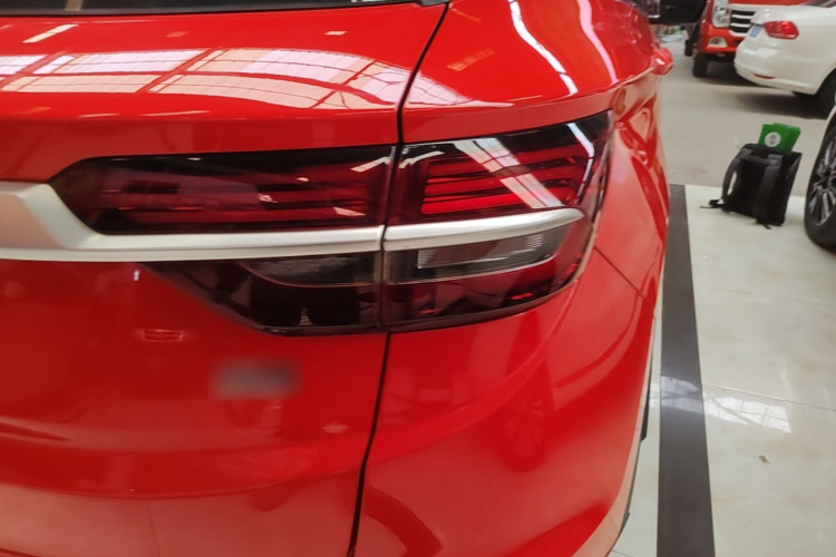 GEELY Coolray 2021 car image #8