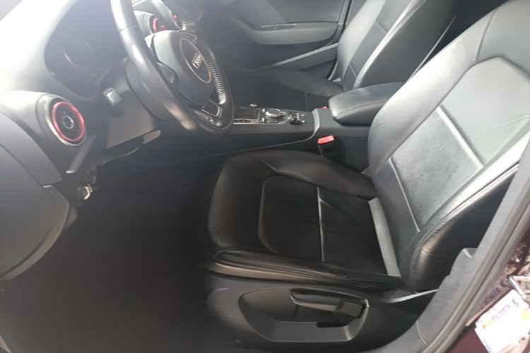 Audi A3 2017 car image #19