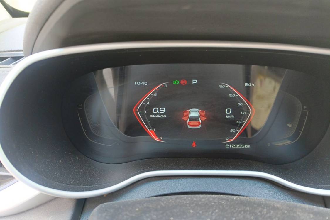GEELY Emgrand 2019 #24 GEELY Emgrand 2019 car image #24