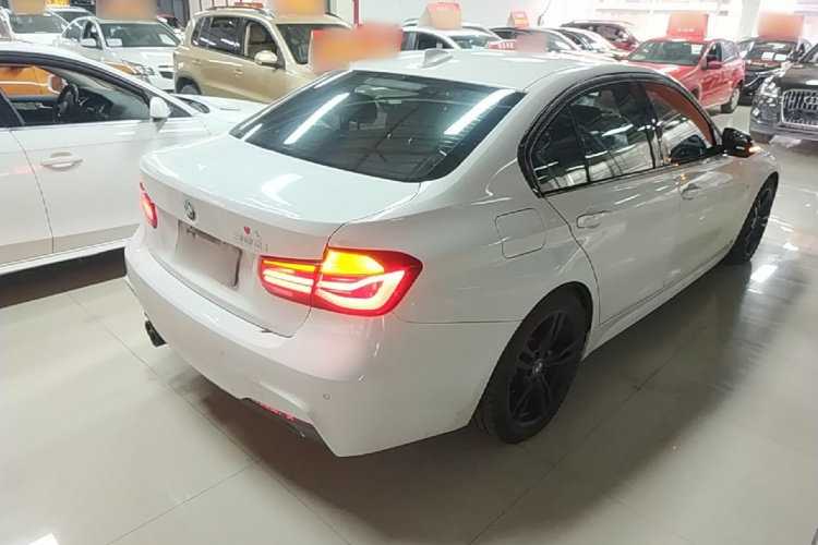 BMW 3 Series 2019 #7 BMW 3 Series 2019 car image #7