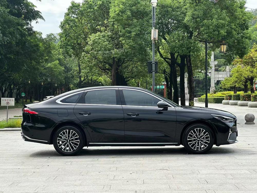 GEELY Emgrand 2026 #5 GEELY Emgrand 2026 imagem de carro #5