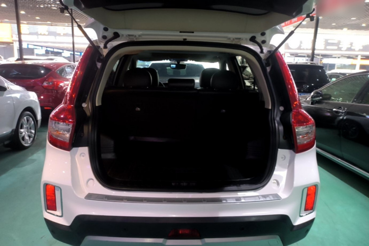 GEELY Vision X6 2017 car image #19