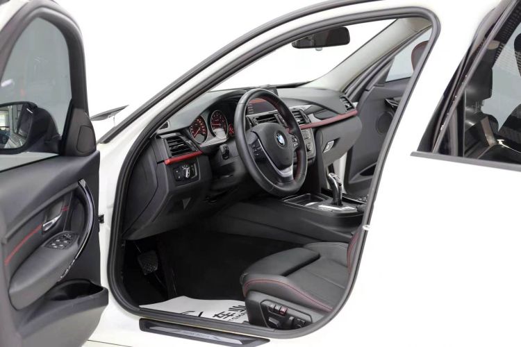 BMW 3 Series (Imported) 2016 immagine di auto #11