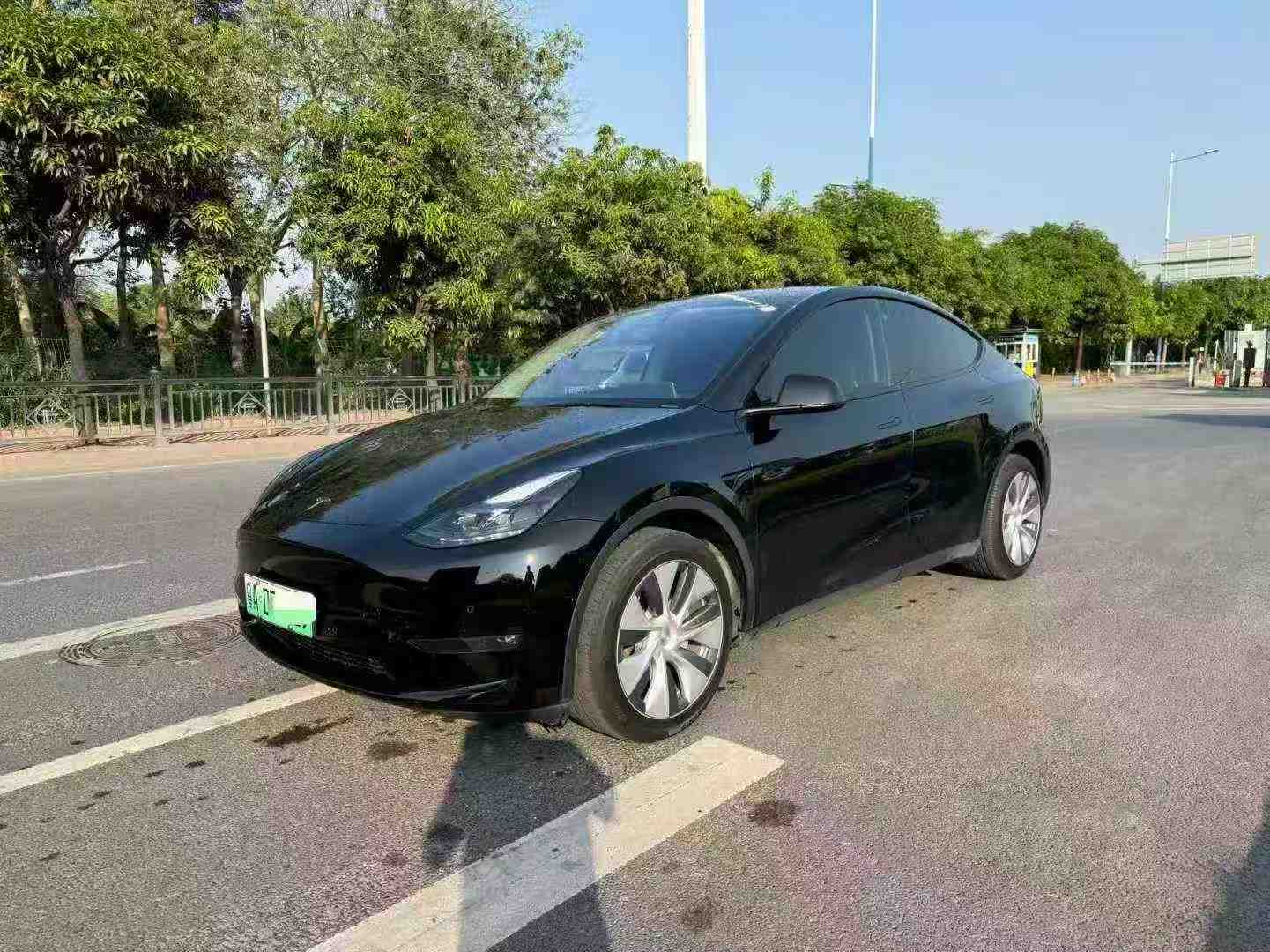 Tesla Model Y 2022 car image 