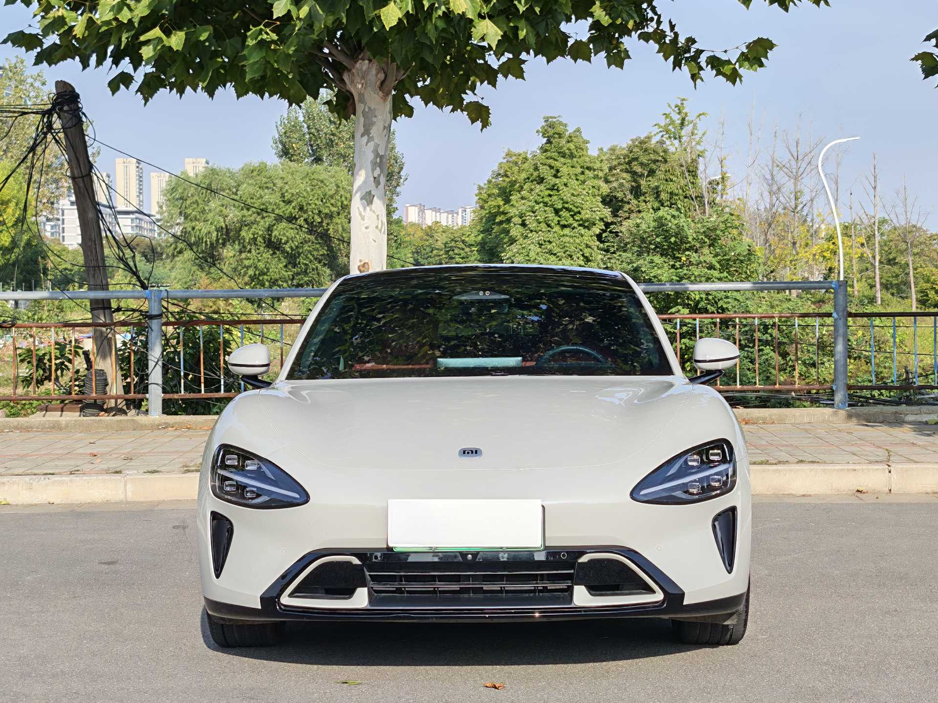MI SU7 2025 car image #2