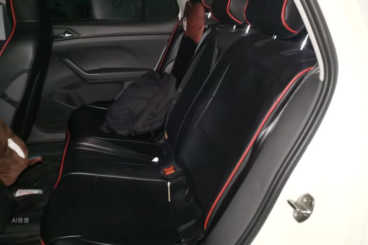 Volkswagen T-Cross 2019 car image #19