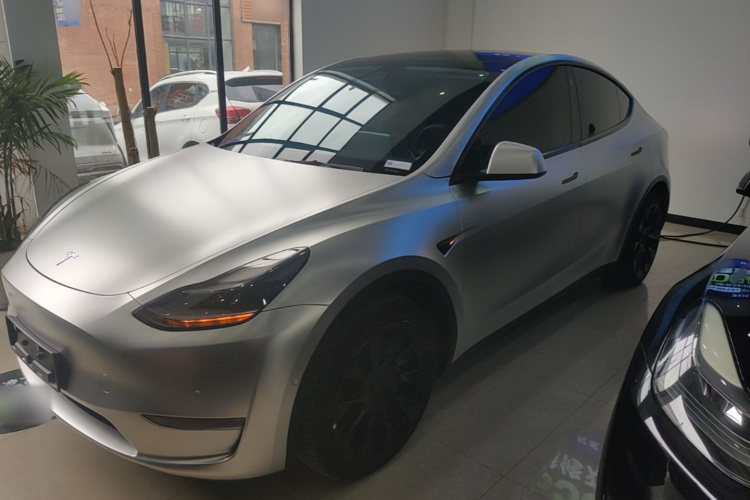 Tesla Model Y 2022 #2 Tesla Model Y 2022 immagine di auto #2