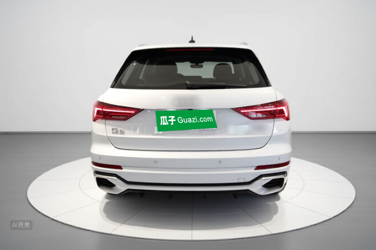 Audi Q3 2024 car image #6