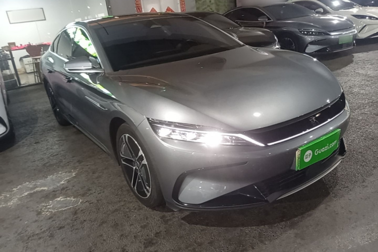 BYD Han 2023 #4 BYD Han 2023 car image #4