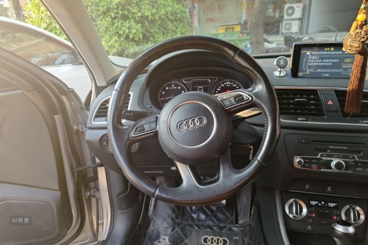 Audi Q3 2015 #12 Audi Q3 2015 car image #12