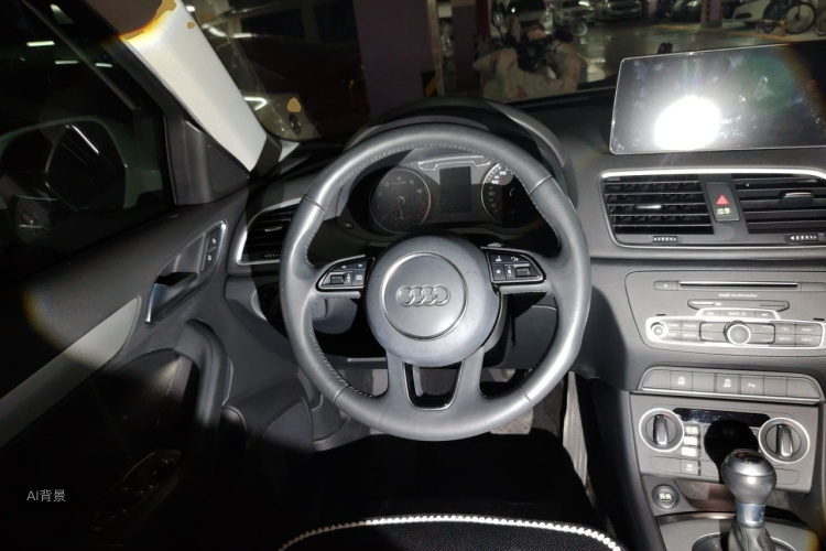 Audi Q3 2018 #12 Audi Q3 2018 car image #12