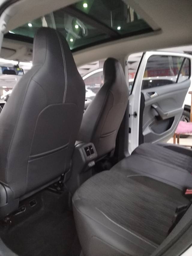 Volkswagen T-Cross 2021 imagem de carro #6