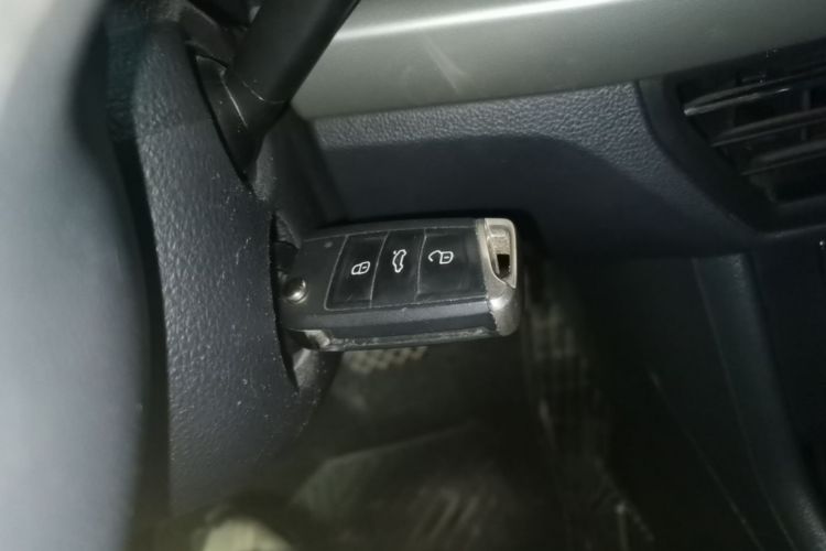 Volkswagen Lavida 2021 car image #9