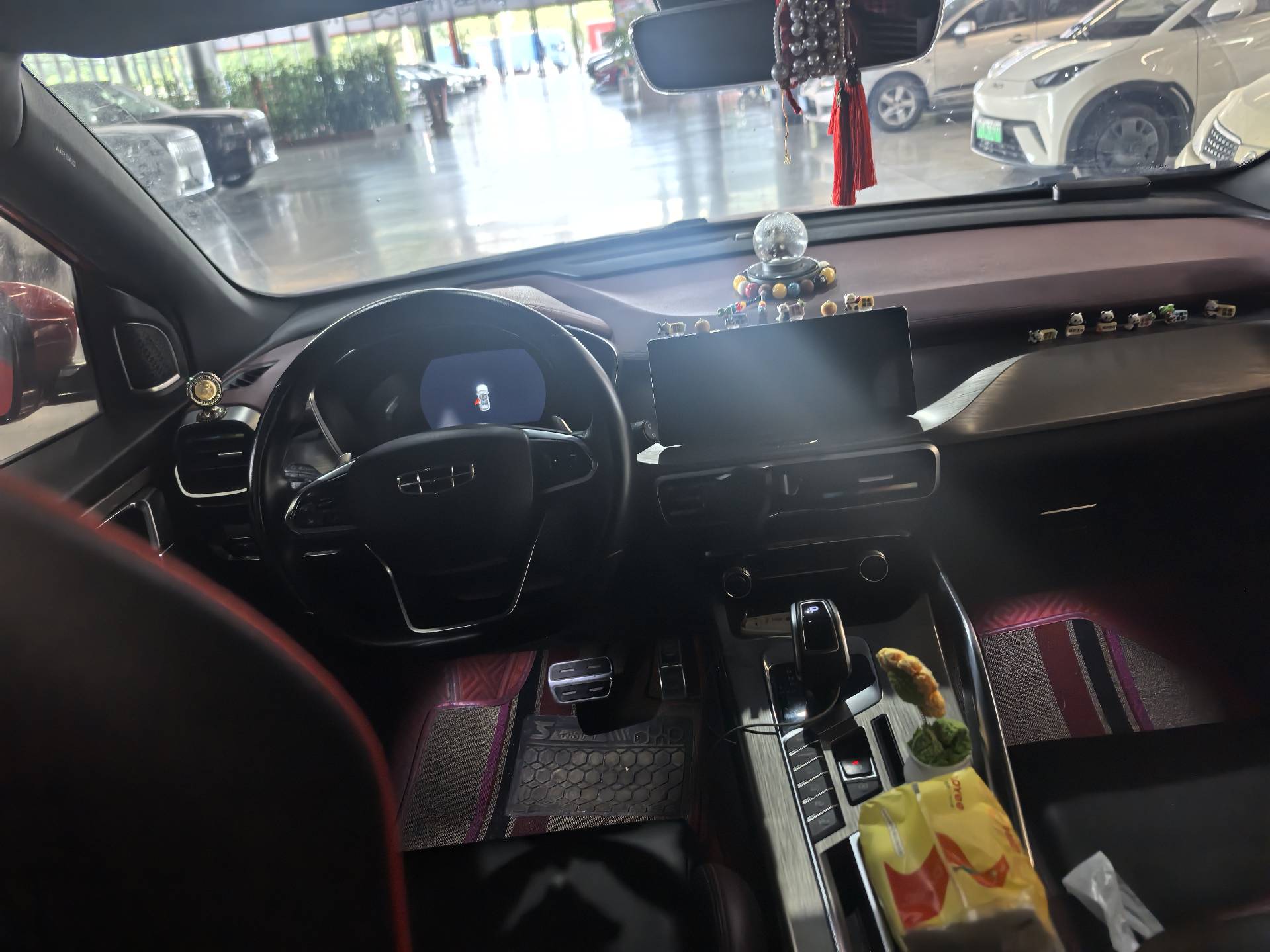 GEELY Coolray 2019 car image #5