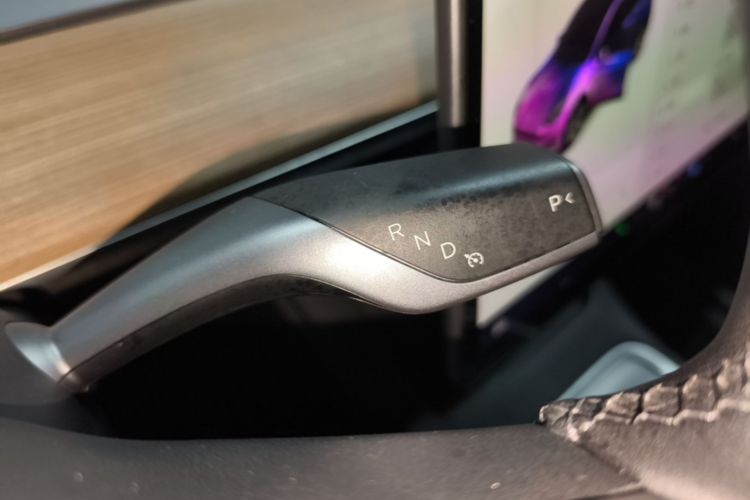 Tesla Model Y 2022 #14 Tesla Model Y 2022 car image #14