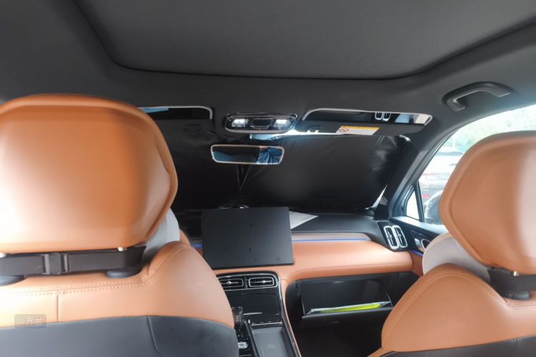 GEELY Boyue L 2025 car image #20