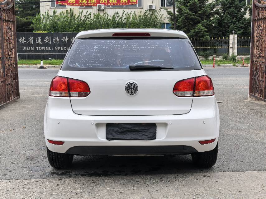 Volkswagen Golf 2013 car image #10