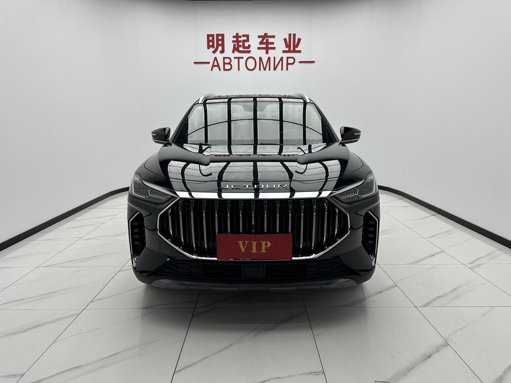 Jetour X70 PLUS 2023 car image #2