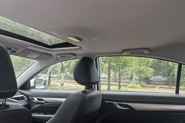 GEELY Emgrand 2020 car image #18