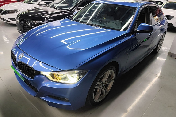 BMW 3 Series 2018 car image #2