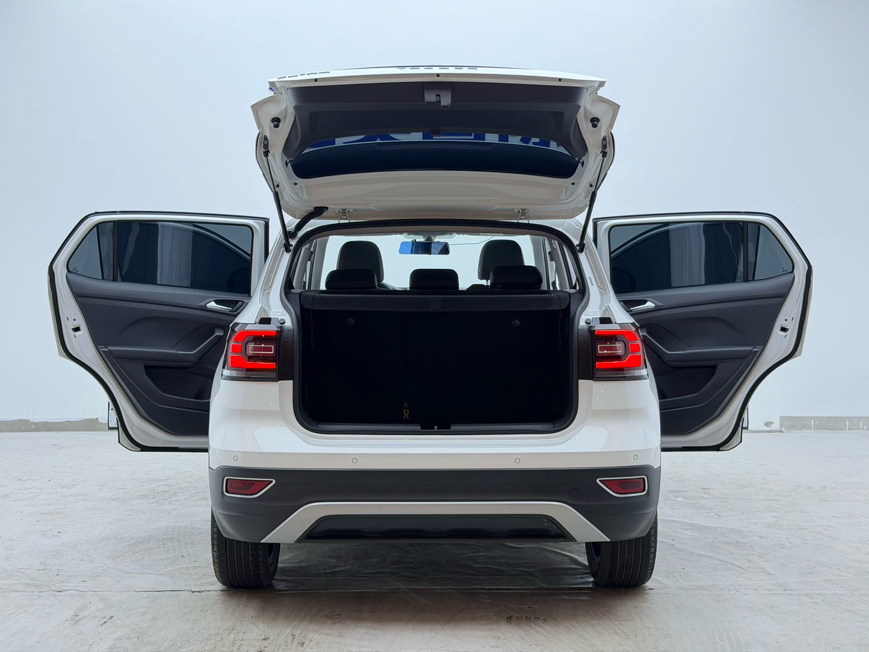 Volkswagen Tacqua 2022 #16 Volkswagen Tacqua 2022 صورة سيارة #16