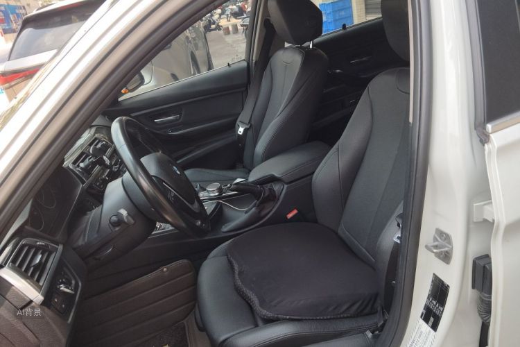 BMW 3 Series 2019 #17 BMW 3 Series 2019 car image #17