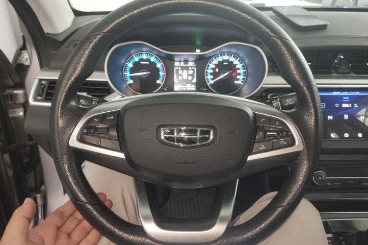 GEELY Emgrand 2020 #11 GEELY Emgrand 2020 car image #11