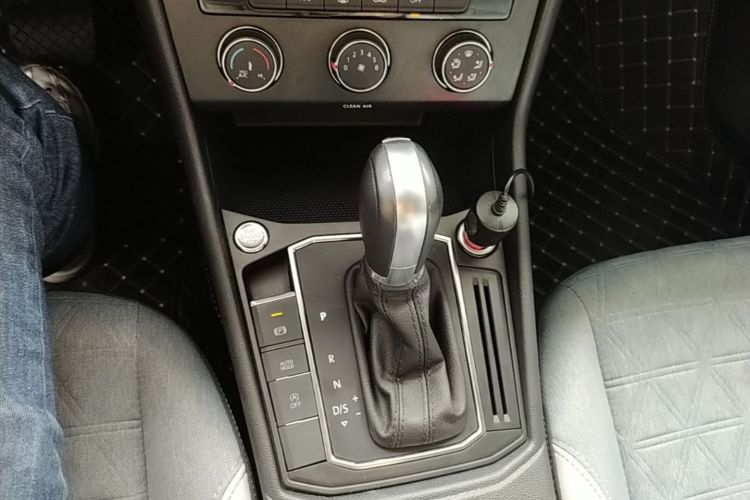 Volkswagen Lavida 2022 #14 Volkswagen Lavida 2022 car image #14