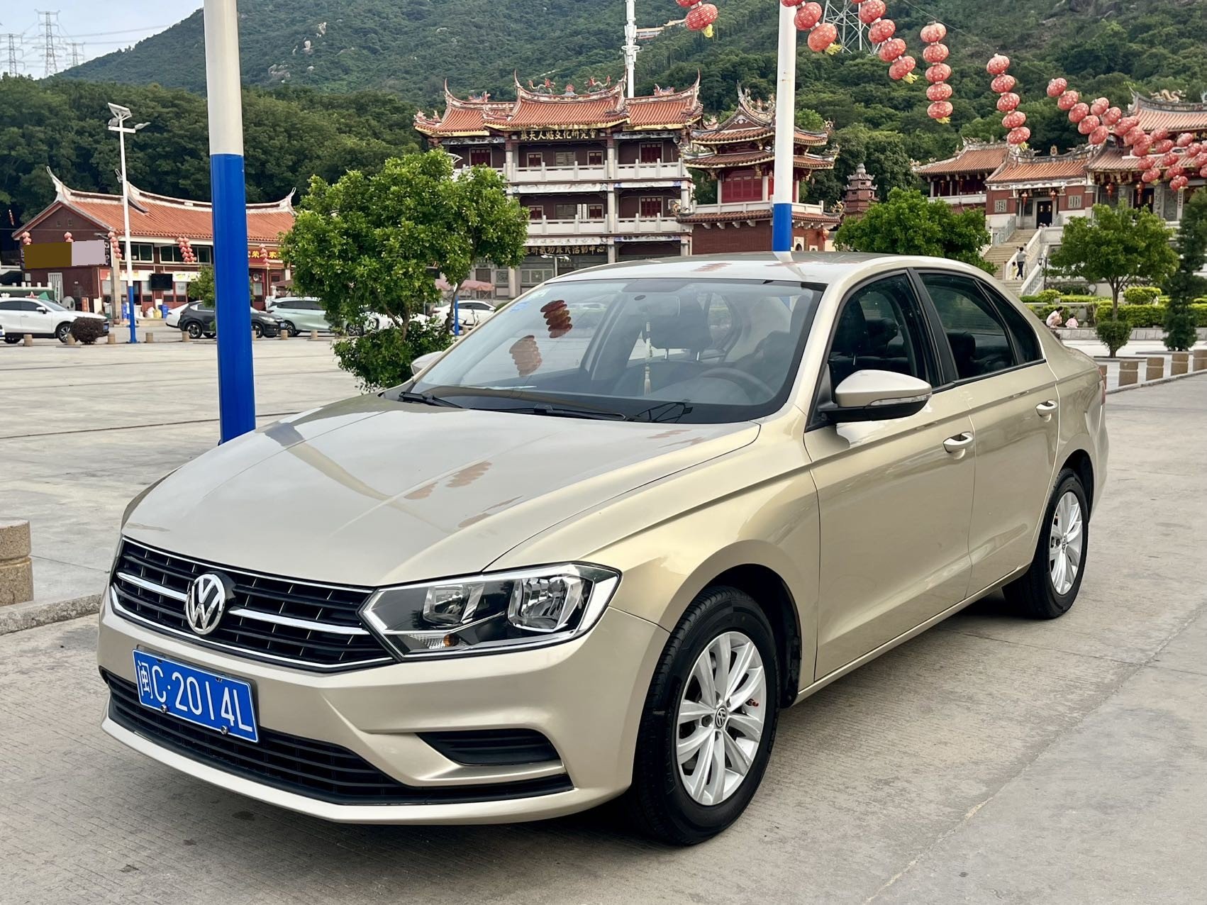 Volkswagen Bora 2016 car image 