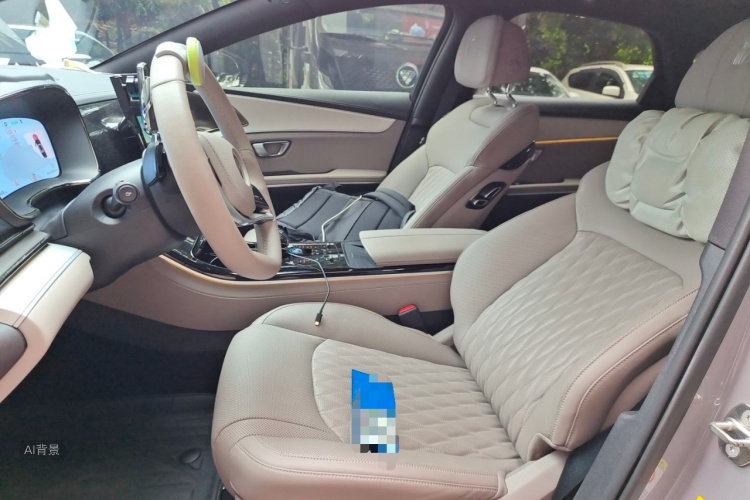 BYD Han 2025 car image #17