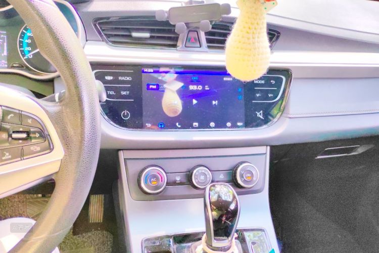 GEELY Emgrand 2020 #15 GEELY Emgrand 2020 изображение автомобиля #15
