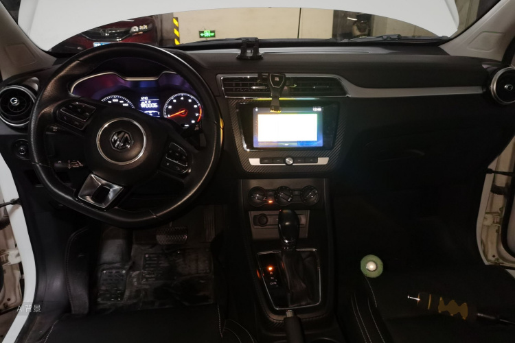 MG ZS 2017 #11 MG ZS 2017 car image #11