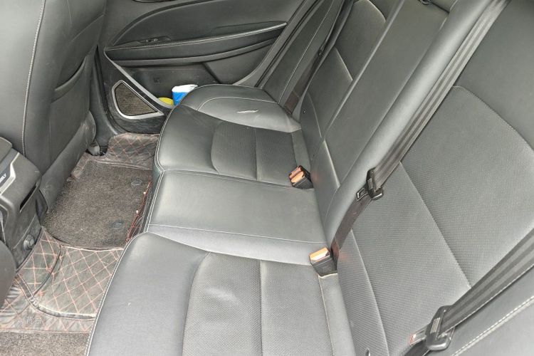 GEELY Emgrand 2020 car image #19