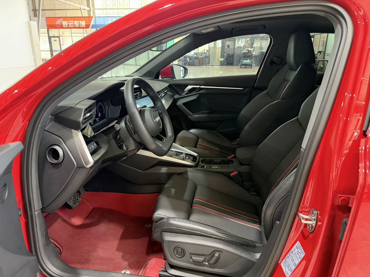 Audi A3 2023 immagine di auto #4
