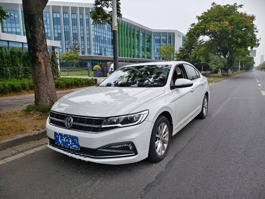 Volkswagen Bora 2020 car image #2