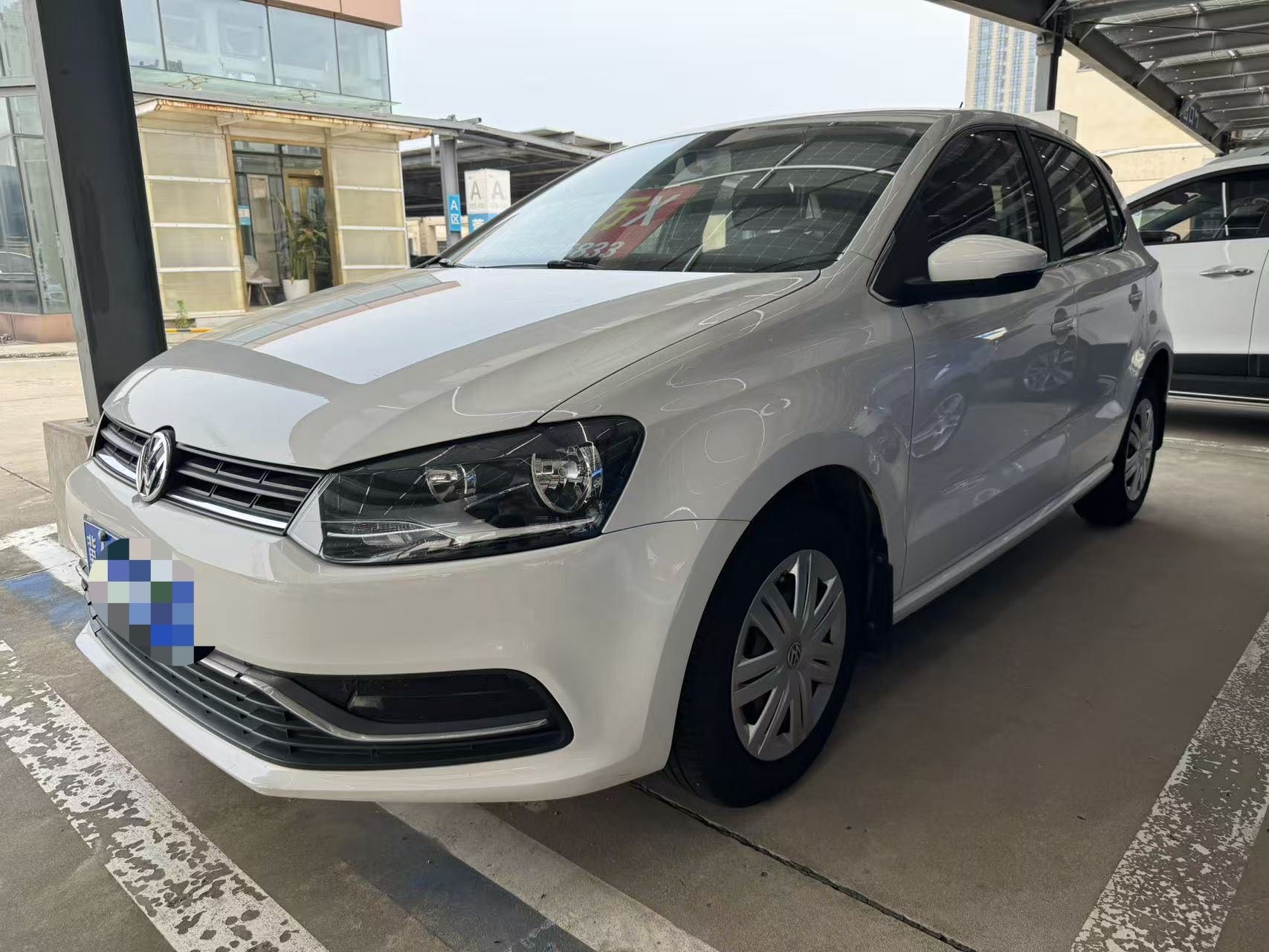 Volkswagen Polo 2019 car image 