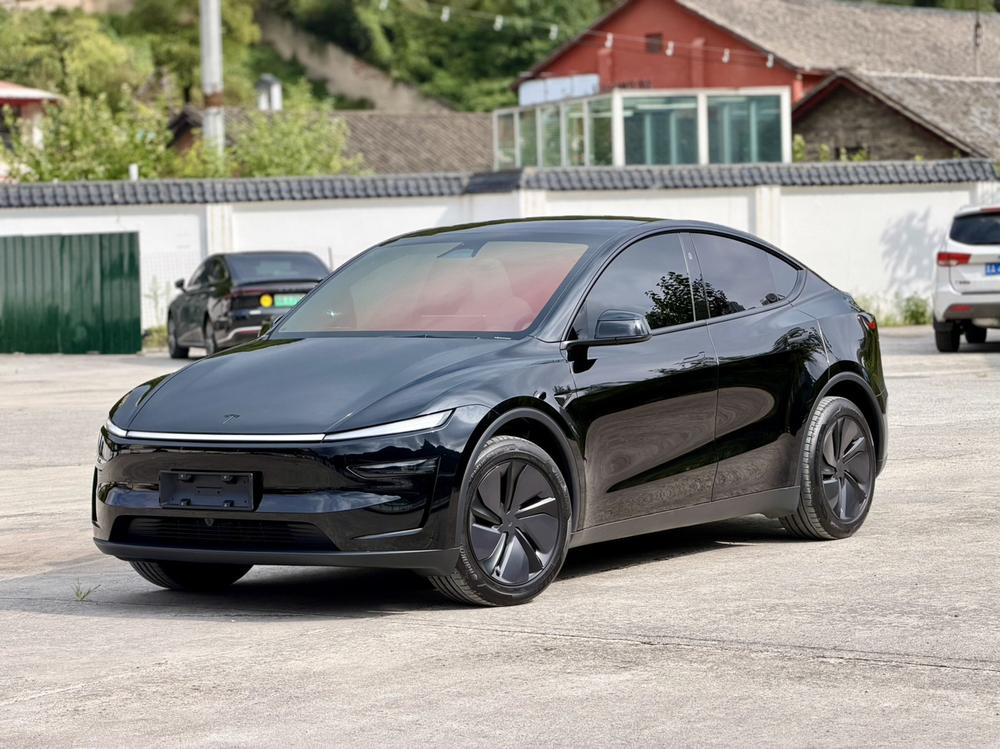 Tesla Model Y 2026 Tesla Model Y 2026 car image