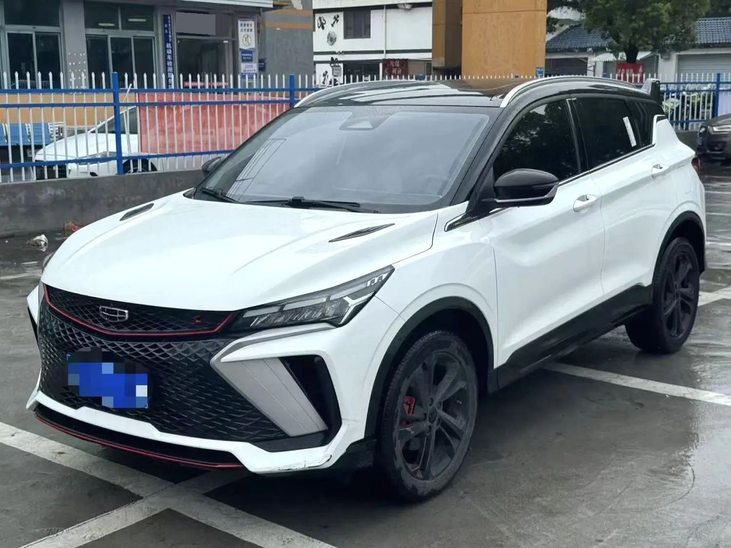 GEELY Coolray 2022 immagine di auto 