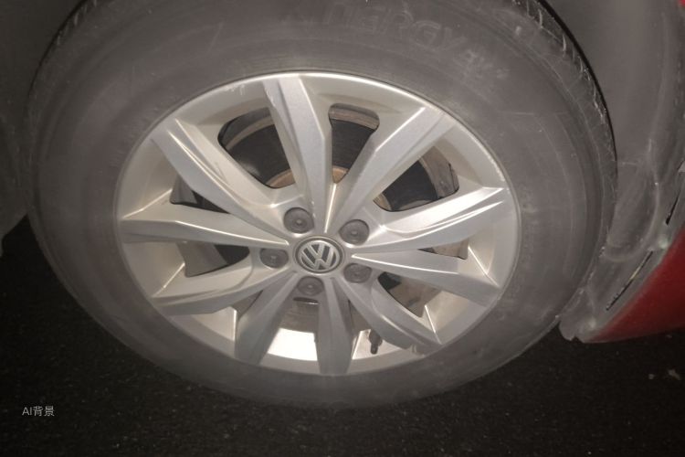 Volkswagen Polo 2020 car image #9