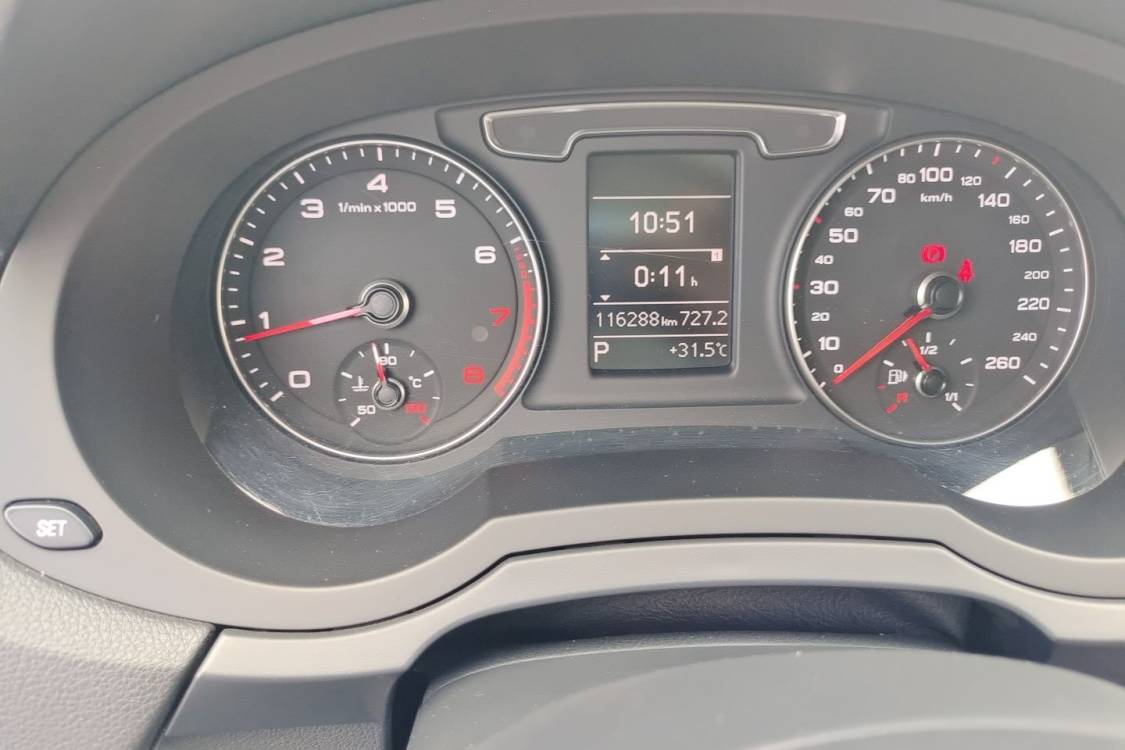 Audi Q3 2016 #27 Audi Q3 2016 car image #27