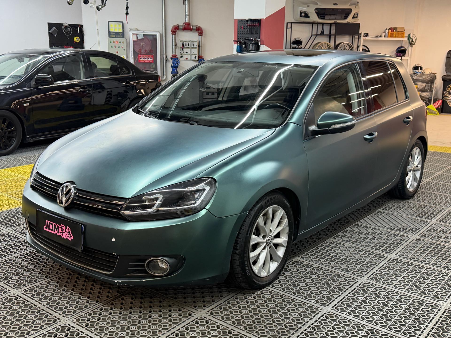 Volkswagen Golf 2014 Volkswagen Golf 2014 car image