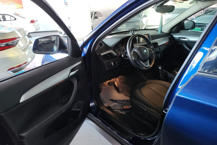BMW X1 2017 #16 BMW X1 2017 car image #16