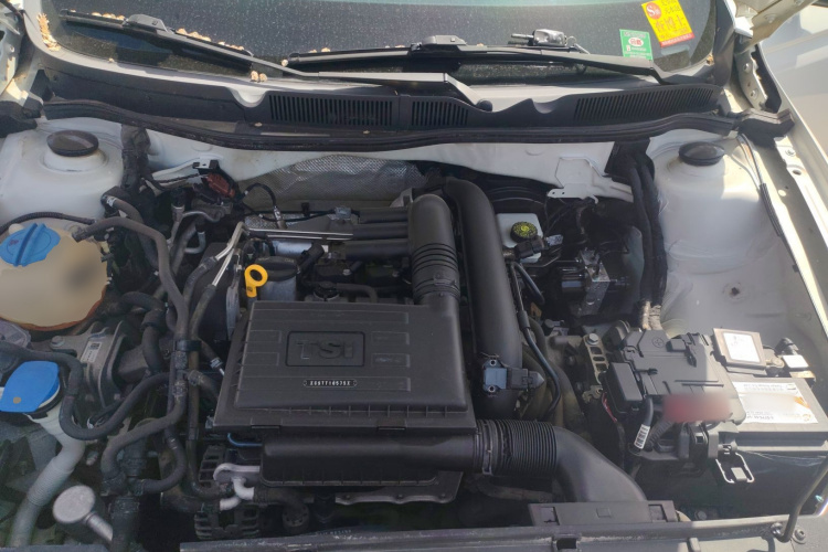 Volkswagen Bora 2017 car image #20