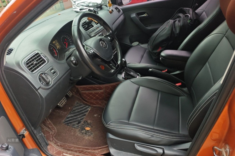 Volkswagen Polo 2016 car image #17