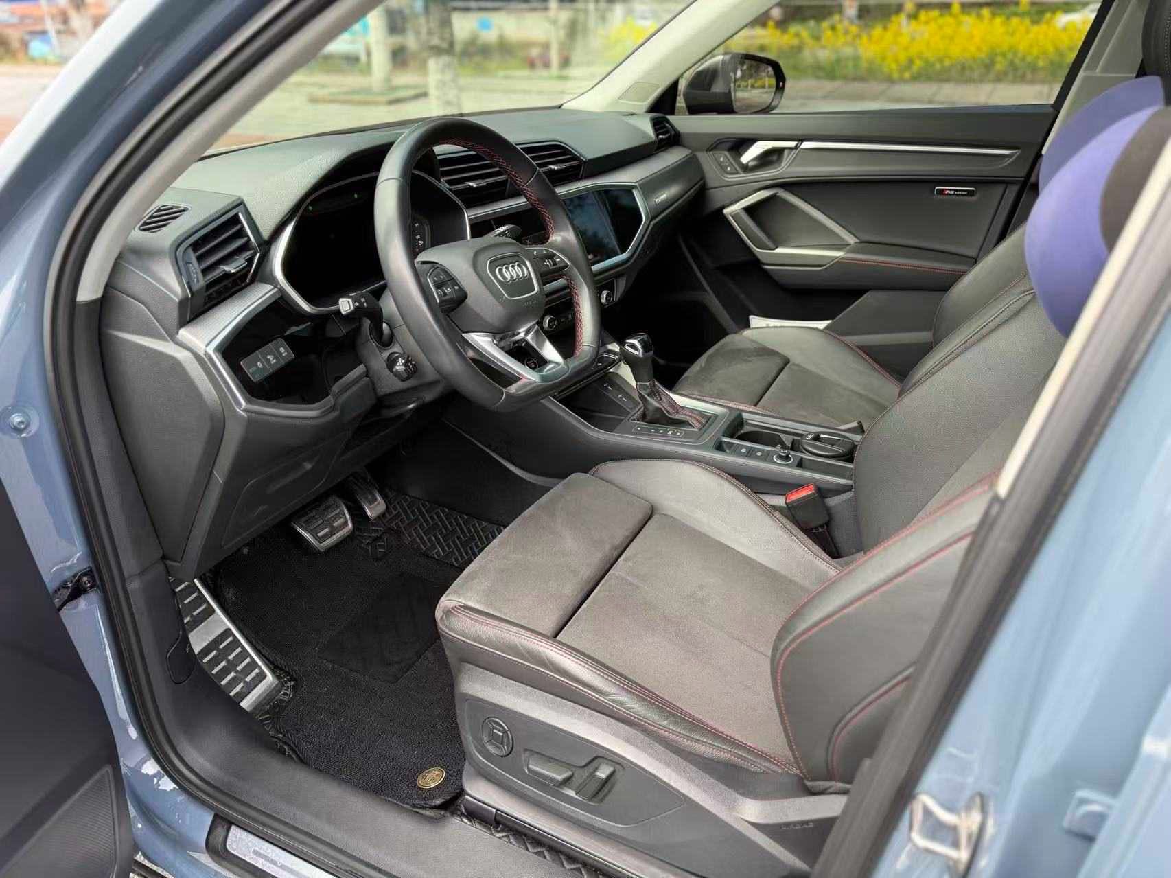 Audi Q3 Sportback 2023 imagem de carro #4