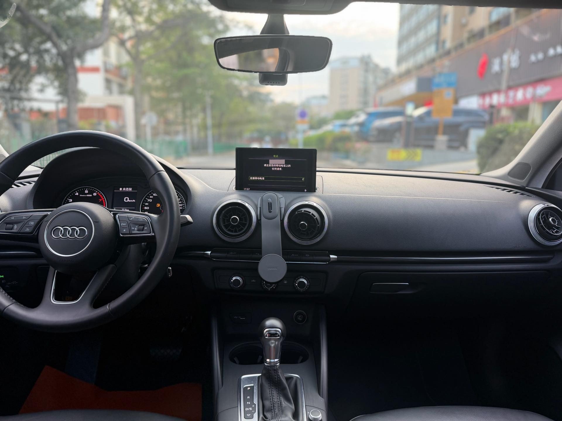 Audi A3 2018 car image #8