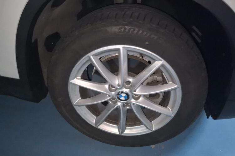 BMW X1 2019 imagen de coche #6